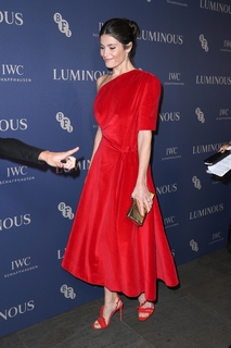 Gemma Arterton feet photo thumbnail