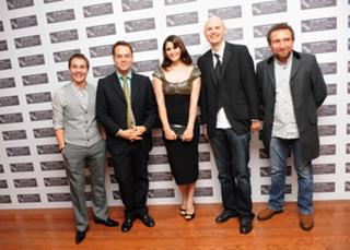 Gemma Arterton feet photo thumbnail