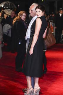 Gemma Arterton feet photo thumbnail