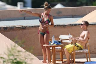 Gemma Atkinson feet photo thumbnail
