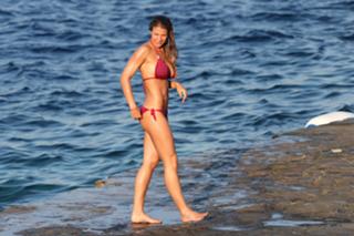 Gemma Atkinson feet photo thumbnail