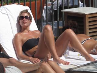 Gemma Atkinson feet photo thumbnail