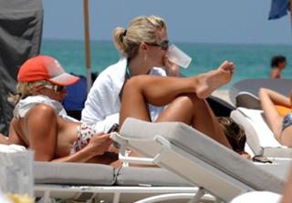 Gemma Atkinson feet photo thumbnail