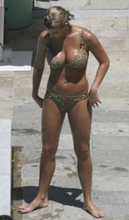 Gemma Atkinson feet photo thumbnail