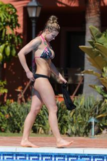 Gemma Atkinson feet photo thumbnail