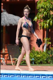 Gemma Atkinson feet photo thumbnail