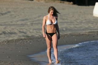 Gemma Atkinson feet photo thumbnail