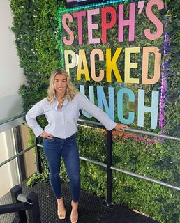 Gemma Atkinson feet photo thumbnail