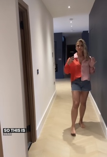 Gemma Atkinson feet photo thumbnail