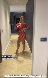 Gemma Atkinson feet photo thumbnail