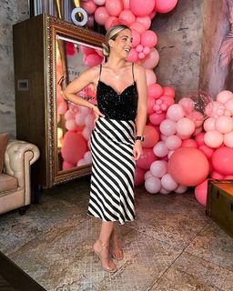 Gemma Atkinson feet photo thumbnail
