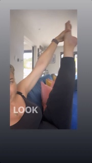 Gemma Atkinson feet photo thumbnail