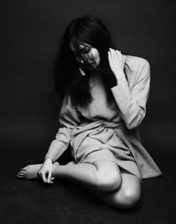 Gemma Chan feet photo thumbnail