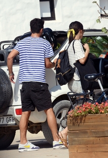 Gemma Chan feet photo thumbnail