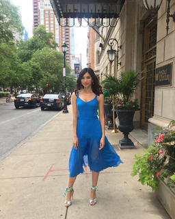 Gemma Chan feet photo thumbnail