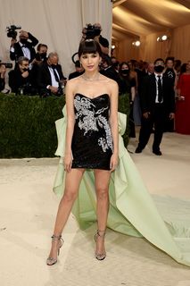Gemma Chan feet photo thumbnail