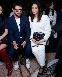 Gemma Chan feet photo thumbnail