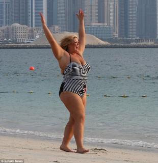 Gemma Collins feet photo 7
