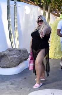 Gemma Collins feet photo 19