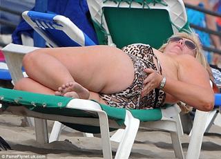 Gemma Collins feet photo 15