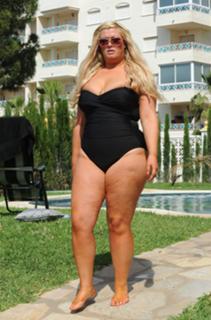Gemma Collins feet photo 1