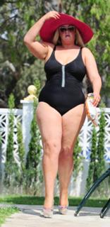 Gemma Collins feet photo 18