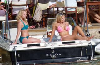 Gemma Merna feet photo thumbnail