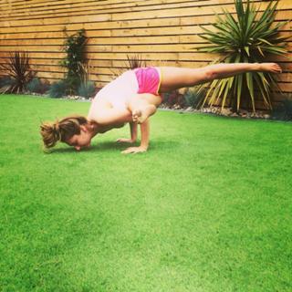 Gemma Merna feet photo thumbnail