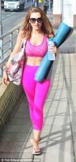 Gemma Merna feet photo thumbnail