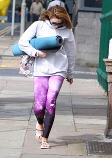 Gemma Merna feet photo thumbnail
