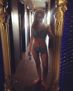 Gemma Merna feet photo thumbnail