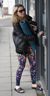 Gemma Merna feet photo thumbnail