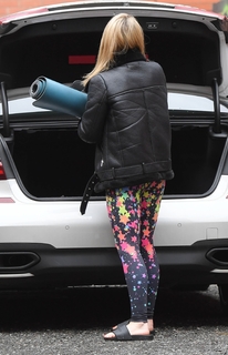 Gemma Merna feet photo thumbnail