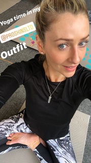 Gemma Merna feet photo thumbnail