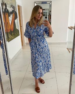 Gemma Merna feet photo thumbnail