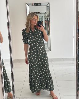 Gemma Merna feet photo thumbnail