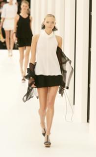 Gemma Ward feet photo 9