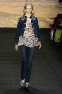 Gemma Ward feet photo 19