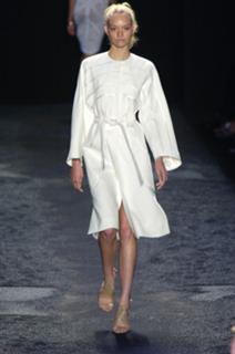 Gemma Ward feet photo 3
