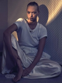 Gemma Ward feet photo 8