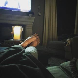 Gena Lee Nolin feet photo thumbnail