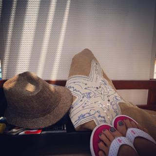 Gena Lee Nolin feet photo thumbnail