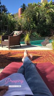 Gena Lee Nolin feet photo thumbnail