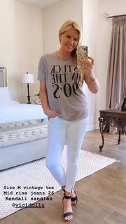 Gena Lee Nolin feet photo thumbnail