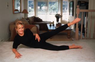 Gena Lee Nolin feet photo thumbnail