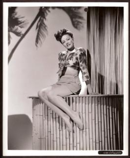 Gene Tierney feet photo 6