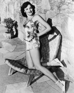 Gene Tierney feet photo 7