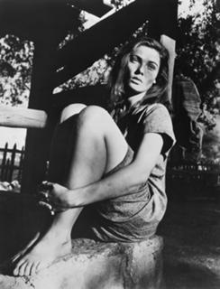 Gene Tierney feet photo 3