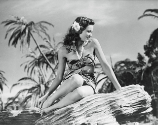 Gene Tierney feet photo 12