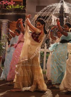 Genelia Deshmukh feet photo thumbnail